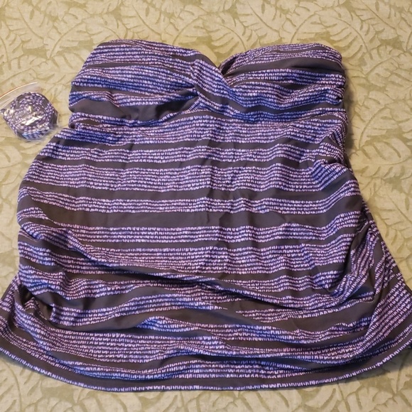 Liz lange maternity swim top - Picture 1 of 3